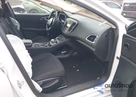 2015 Chrysler 200 Limited z USA, uszkodzony, nr VIN 1C3CCCAB6FN526042